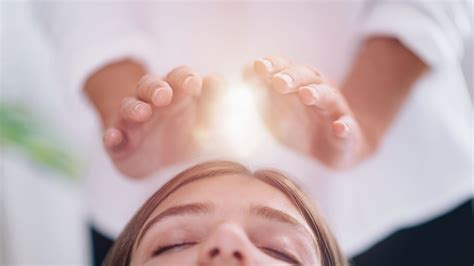 ONLINE Reiki Energy Healing Certification With Private Attunement Q