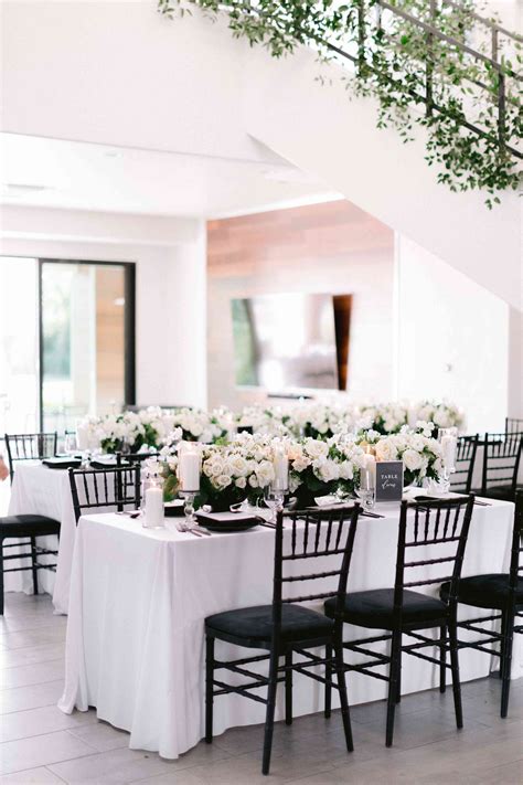 38 Beautiful Black And White Wedding Décor Ideas