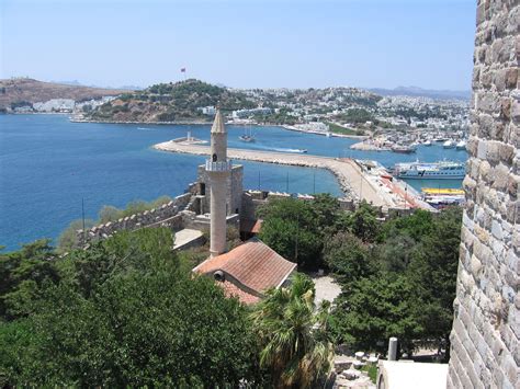 The bodrum edition is just steps from the bay, 3 kilometers from yalikavak marina at the western point of the bodrum peninsula, and minutes from bodrum castle and bodrum amphitheatre. Bodrum Castle Mosque in Turkey image - Free stock photo ...