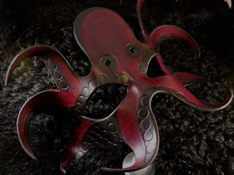 Octopus Mask By Le Cordonnier
