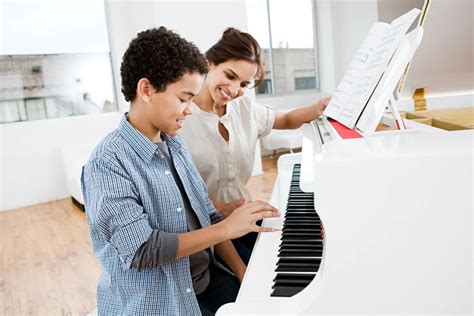 Piano Teacher What Is It And How To Become One