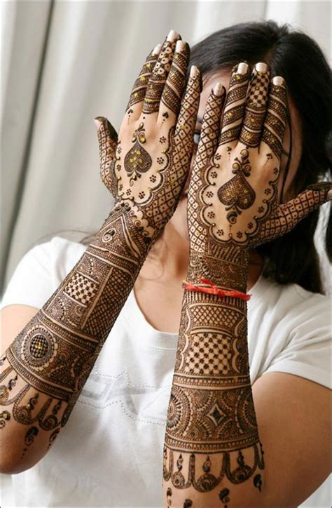 50 Indian Mehndi Designs That Are Beautifully Traditional