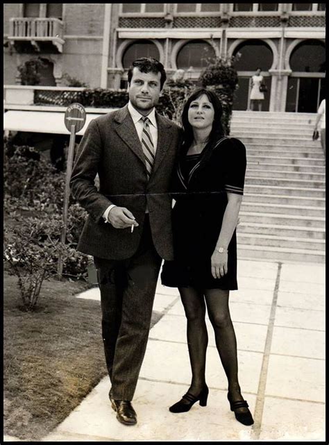 Sixties Oliver Reed And Jacqui Daryl 1971 Oliver Reed Oliver Reed