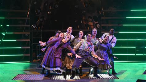 Review Spring Awakening Depicts Emotional Ride Of Adolescence
