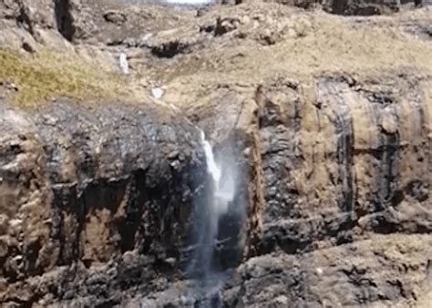 Watch Hikers Stunned As Drakensberg Waterfall Flows Backwards