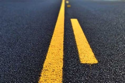 Yellow Lines On The Road Basic Rules You Should Obey