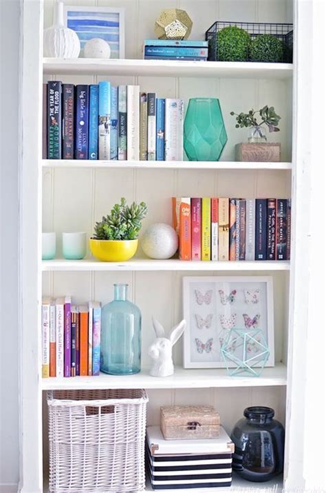 Bookshelf Styling Tips Ideas And Inspiration 9 Decoratoo Styling