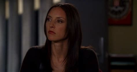 Lola Glaudini Nei Panni Dell Agente Speciale Elle Greenaway Una