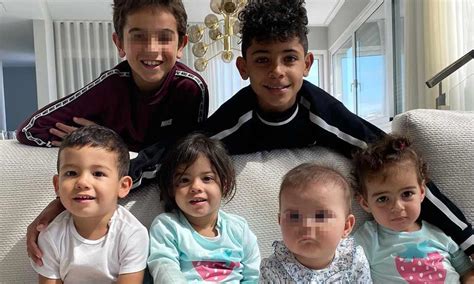 La Diversión De Los Hijos De Cristiano Ronaldo Y Georgina Rodríguez Con