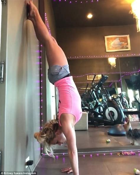 Britney Spears Shows Off Legs During Workout On Instagram Daily Mail