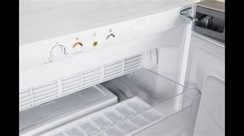 why do the lights keep flashing on my hotpoint fridge freezer