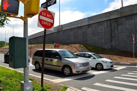 Slosson Avenue Exit On Westbound Expressway Expanded