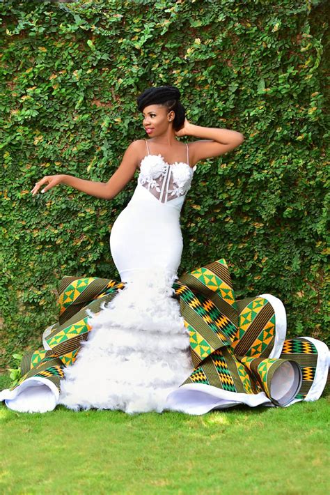 Video Ghanaian Designer Brand Avonsige Goes Viral With Jaw Dropping Kente Wedding Dress A