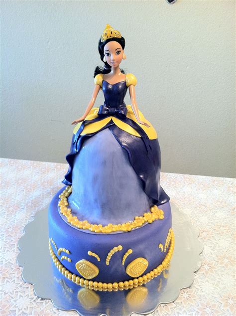 Since my daughter invited so many guests to my grandson's birthday party, i decided i'd better add a coal car and caboose to have enough cake to go around. Princess Jasmine — Children's Birthday Cakes | Childrens ...