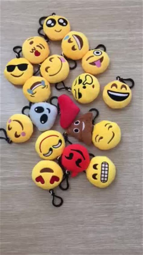 It is a modified version of stock whatsapp messenger that. Chinese Factory Wholesale 6cm Mini Whatsapp Plush Emoji Keychain Pillow - Buy Plush Emoji ...