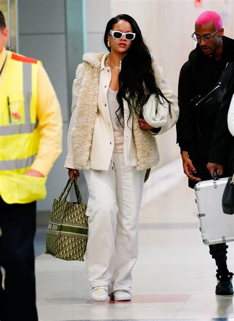The Best Cozy Looks Inspired By Our Favorite Rihanna Outfits Glamour