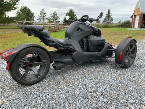 Charly Parker Moto Car Can Am Spyder Custom Sport Bikes Reverse