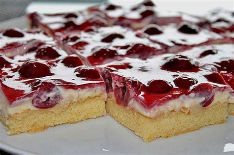 Maybe you would like to learn more about one of these? Beste Kuchen: Rezept! Kirsch Schmand Blechkuchen | Kuchen ...