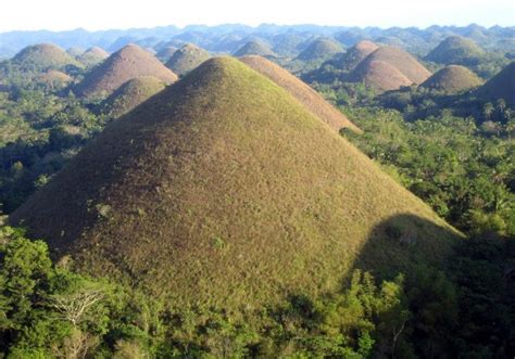 Tywkiwdbi Tai Wiki Widbee Chocolate Hills Of The Philippines