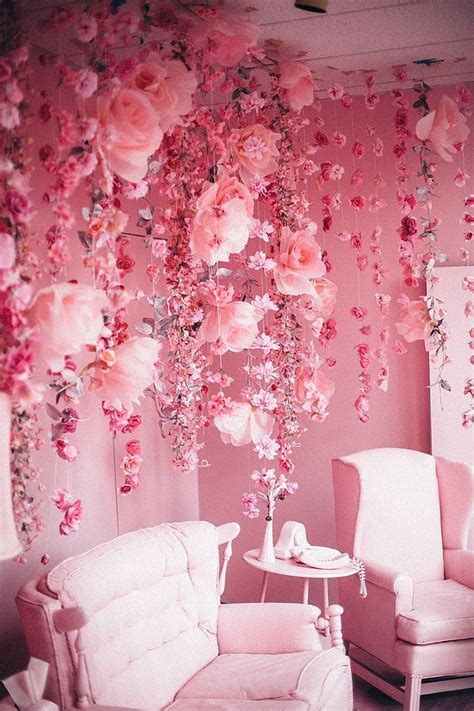 Hanging flower installation + over the table decor (perfect for weddings, showers, and warm weather birthday dinners). Flowers hanging from the ceiling. | Pink room, Pink ...