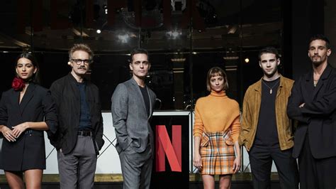 Netflix presenta al reparto de Berlín la primera serie derivada de