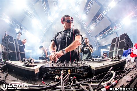 Watch Here Dj Snake Is Closing The Main Stage For Ultra Music Festival Your Edm