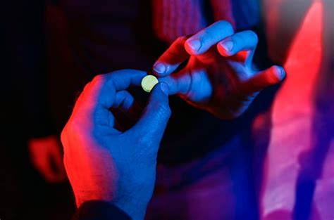 What Ecstasy Does To Your Body The Science Behind Music S Most Controversial Drug