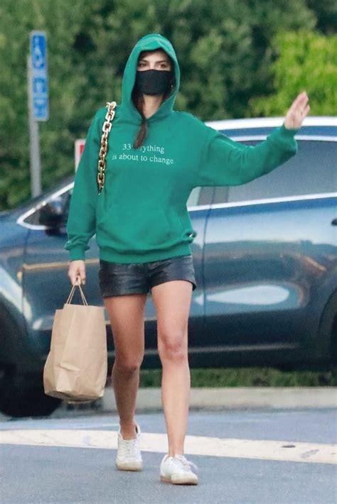 Emily Ratajkowski In A Green Hoody Grabs A Few Groceries At Gelsons