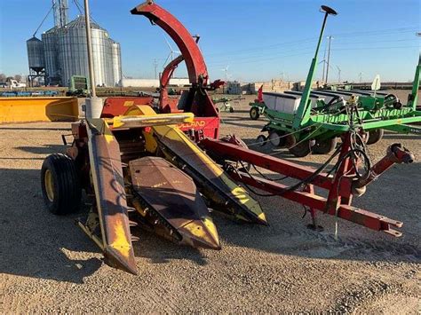 New Holland 2 Row Pull Type Chopper Hamilton Auction Lot 130 State Hwy