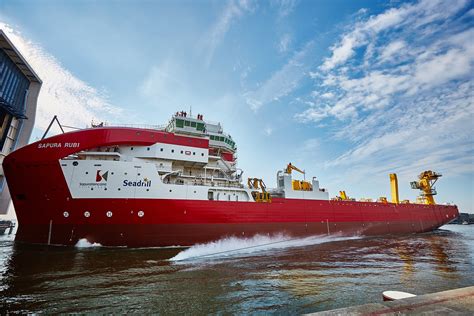 Royal IHC launches fifth pipelaying vessel for Sapura Navegação ...