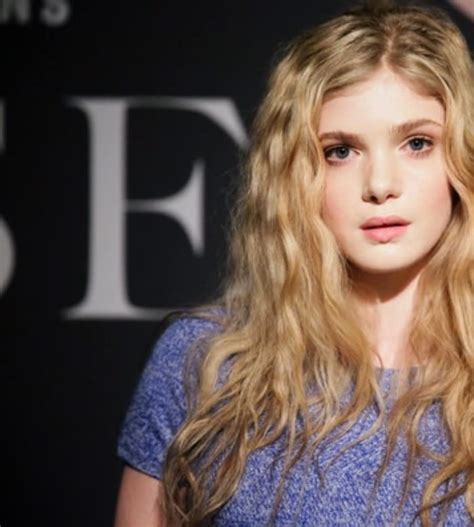 Elena Kampouris