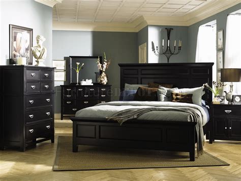 Revive your bedroom with bedroom and buy now, pay later for bed frames and headboard you can use to accent your style! Black Finish Retro Classic Bedroom w/Oversized Headboard Bed