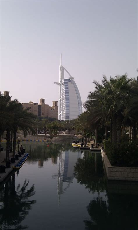 Welcome back to burj khalifa, your safety is our priority. Burj Al-Arab - Dubai, Förenade Arabemiraten - Visial ...