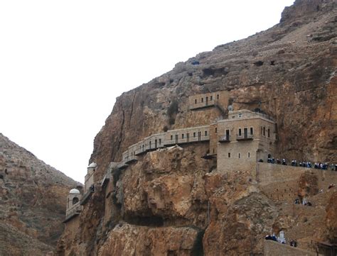 Sacred to three religions, it is of great historical and the north of jericho and the mount of temptation, which looms above it, are where jesus fasted for 40 days and 40 nights to successfully resist satan's temptations. The Mount of Temptation | Mahmiyat.ps
