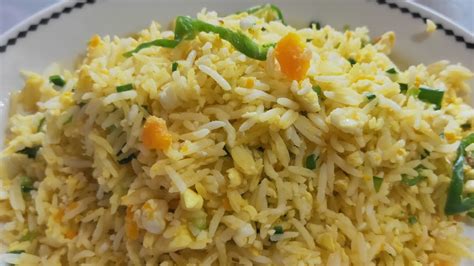 The fried chicken is exceptionally crispy and very tender on the inside, together with the rich and creamy salted egg yolk sauce, the combo is just simply amazing. Salted eggs fried rice - YouTube