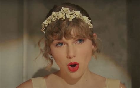 Watch Taylor Swifts Fantastical New Music Video For Willow