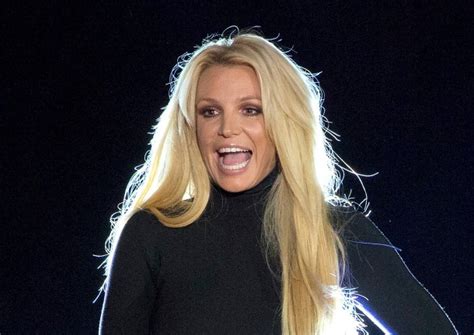 Bild Zu Pop S Ngerin Gericht Setzt Britney Spears Vater Als Vormund