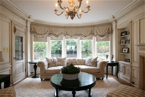 20 Bay Window Ideas Living Room Decoomo