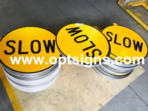 China 2018pss05 Temporary Traffic Control Muti Message Sign Boxed Edge