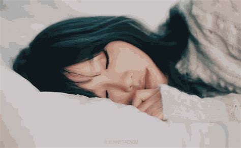 Waking Up Korean Girl Waking Up Gif Waking Up Korean Girl Waking Up Discover Share Gifs