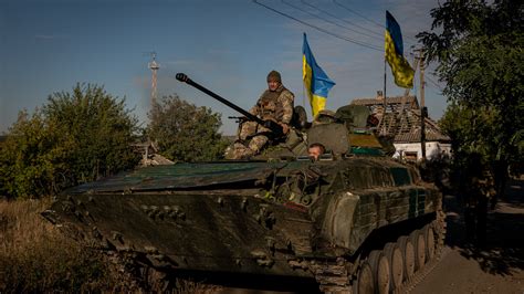 In Southern Ukraine Signs Of Low Russian Morale Amid Retreat The New