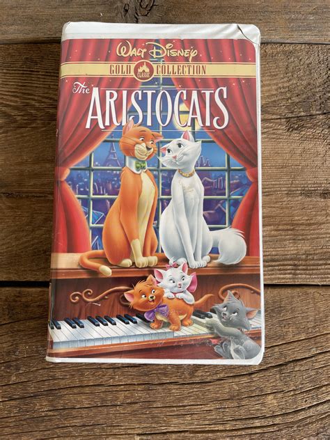 The Aristocats Vhs New Sealed Gold Collection Walt Disney Vhs Tapes Bank Home Com