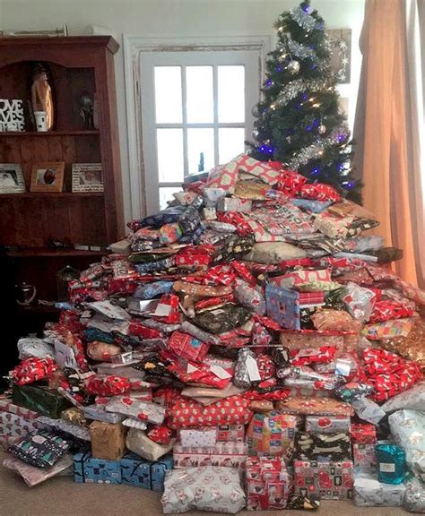 Single Mum Branded Ridiculous For Mountain Of Presents Under