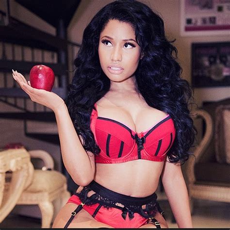 Nicki Minaj Fanpage Nicki Minaj Unveils Her Red Hot Halloween Costume