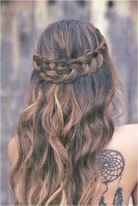 Maybe you would like to learn more about one of these? 15+ Surprising Women Hairstyles Shoulder Length Ideas ...