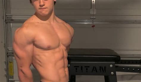 The Beauty Of Male Muscle Kaden