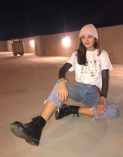 Izzzyhoffman Aesthetic Clothes Edgy Outfits Skater Girl Outfits