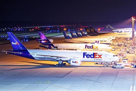 fedex to utilise east midlands airport as additional uk us trade lane with new flights