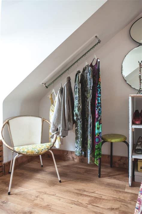 Welcome to a new collection of ideas in which you'll see 16 super simple clothes rail designs that you can make by yourself. Zebedee is a Waterfall Hanging Rail for clothes or ...