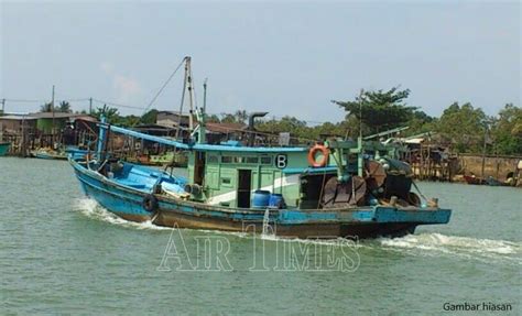 Lahad datu, jalan pantai, found: Tentera Filipina selamatkan dua mangsa culik warga ...